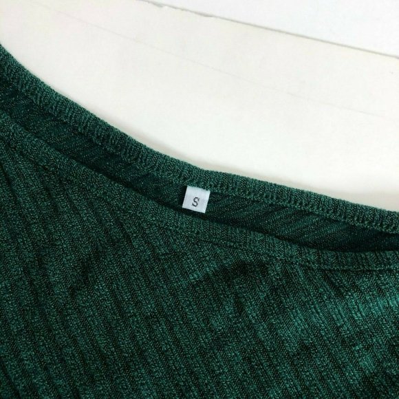 GOLDSTITCH Women's  Batwing Sleeve Loose Sweater - Picture 4 of 4